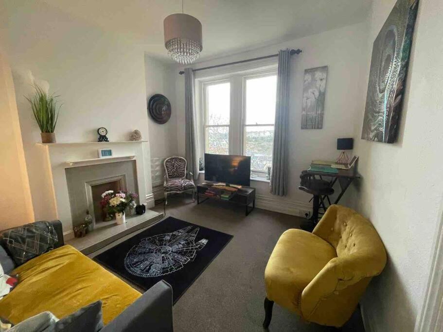 One/Two Bedroom Apartment Close To Sea & Centre Гастингс Экстерьер фото